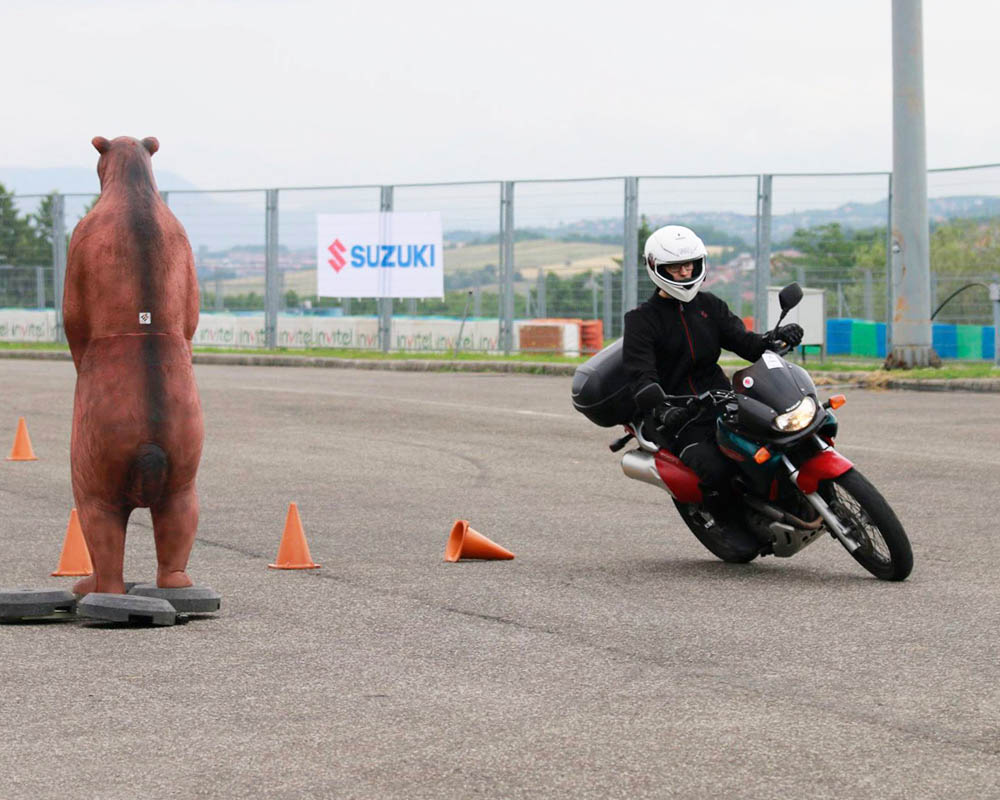 Milyen volt 30 fokban motoros cuccban a Suzuki rekordkísérleten a Hungaroringen?